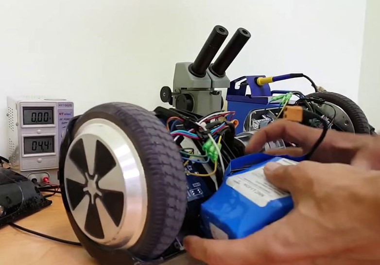 Oprava konštrukcie hoverboardu